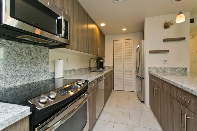Building Photo - Available now, Furnished One Bedroom One B...