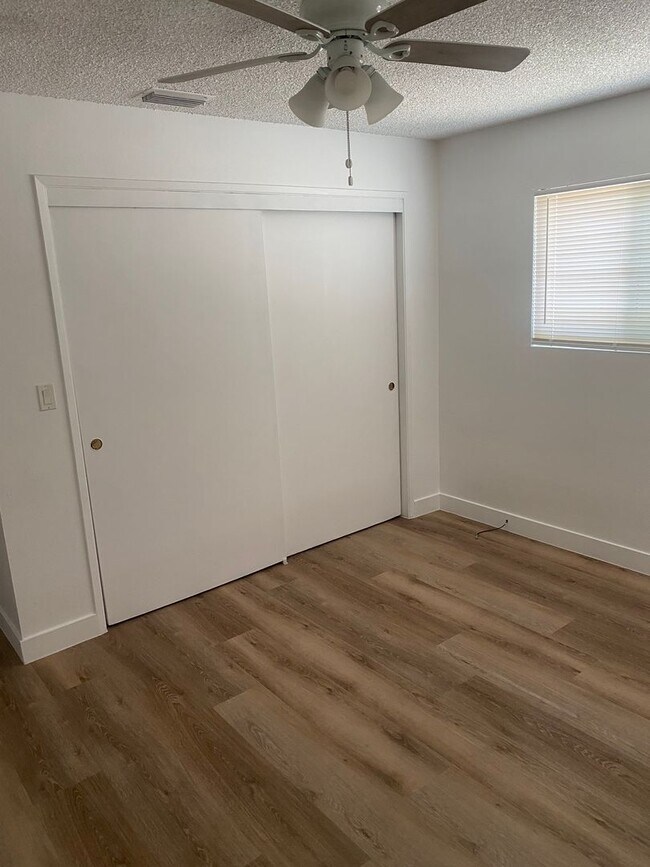 Foto del edificio - 12554 Brookshire Ave