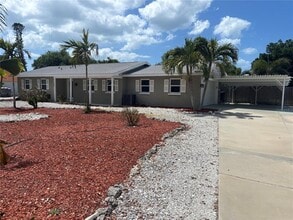 Building Photo - 1008 Estremadura Dr