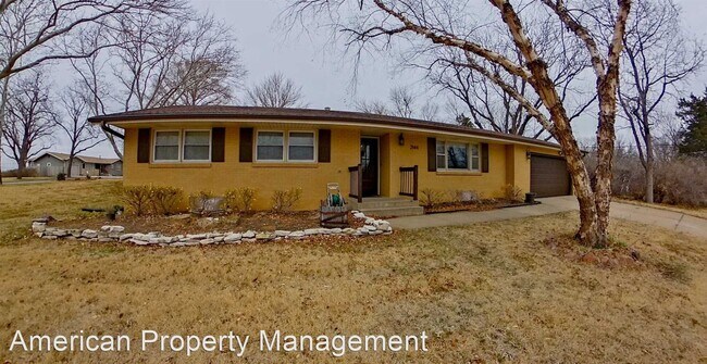 Building Photo - 3 br, 2.5 bath House - 2144 Bluehills Rd