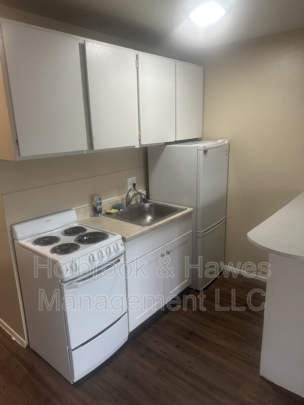 Foto del edificio - 225 N Sherwood St