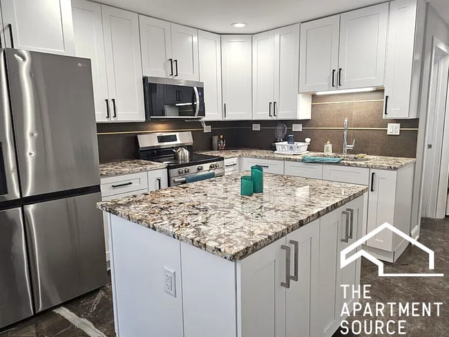 Building Photo - 2937 W Jackson Blvd