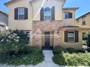 Building Photo - 101 Huddlestone Cir