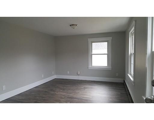 Building Photo - 149 Myrtle St