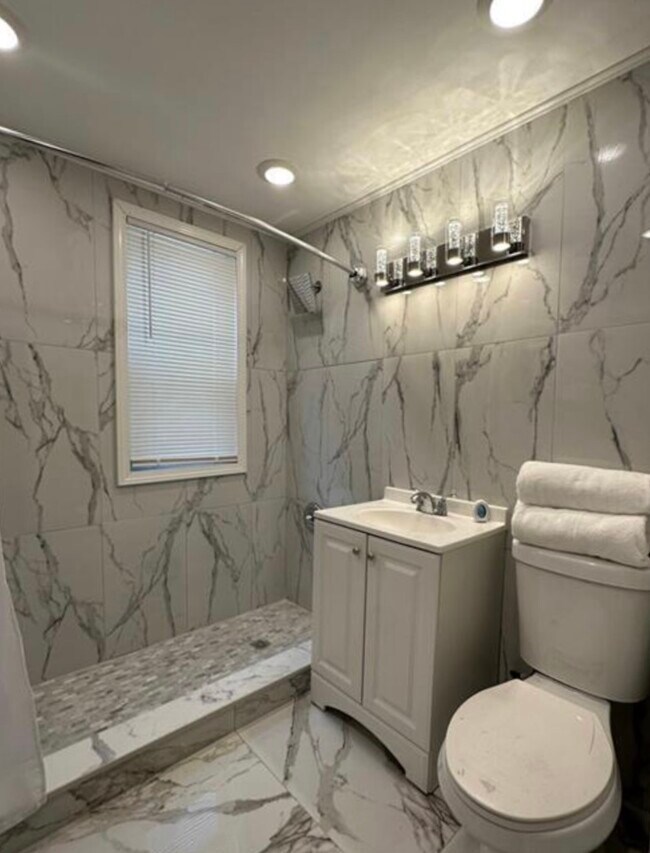 Foto del edificio - 54 Ward Pl