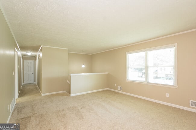 Building Photo - 6410 Ashdale Dr