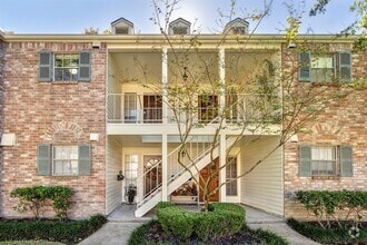 Building Photo - 13012 Trail Hollow Dr
