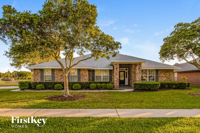 Building Photo - 121 The Vinings Dr