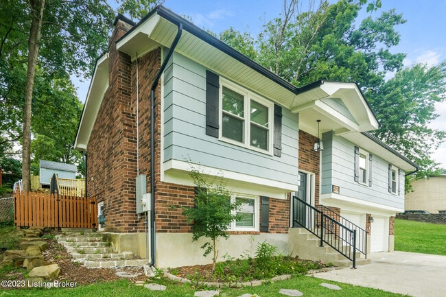 Building Photo - 2717 Windsor Forest Dr