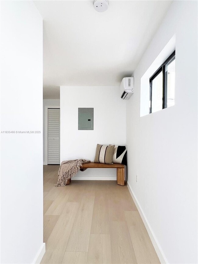 Building Photo - 2555 SW 67th Ave