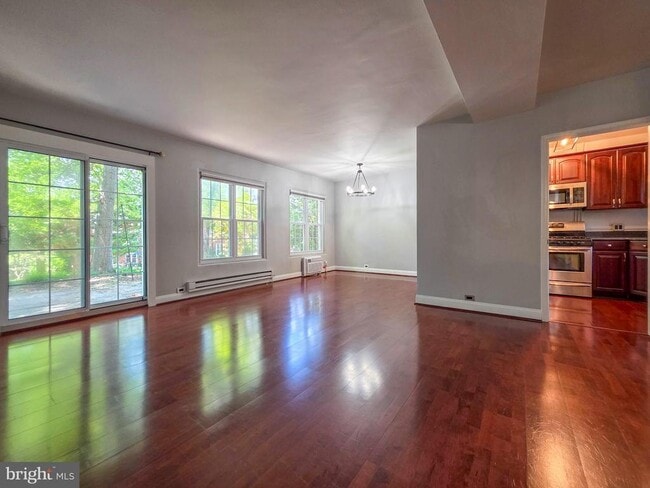 Building Photo - 3710 Gunston Rd
