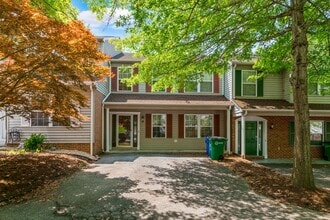 Building Photo - 330 Silver Leaf Dr NW