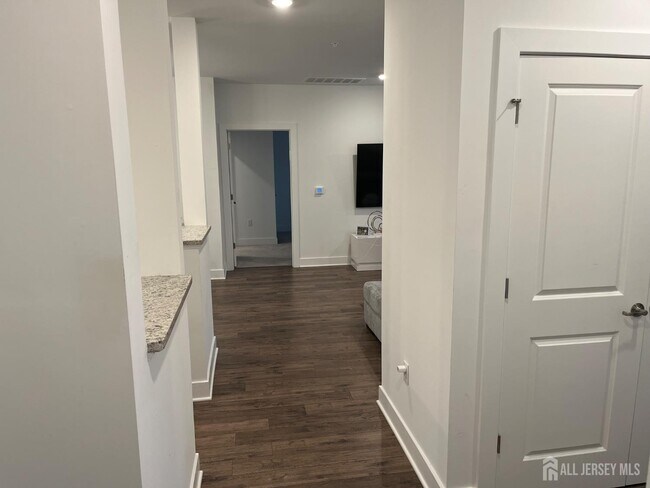 Foto del edificio - 826 Stiller Ln