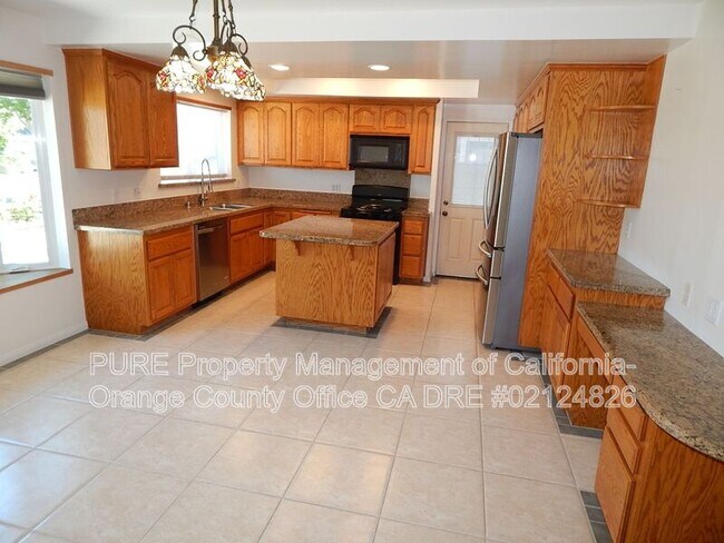 Foto del edificio - 16751 Busby Ln