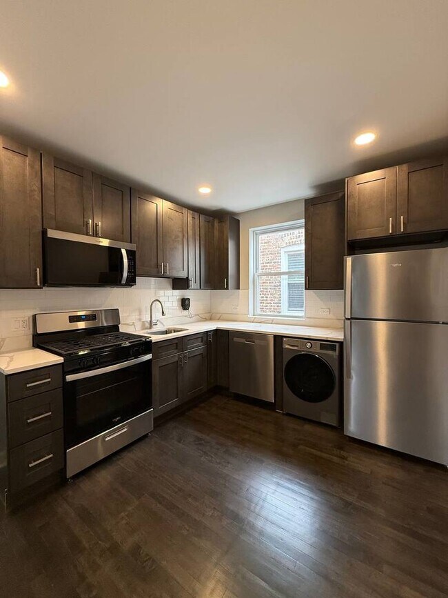 Foto del edificio - 3247 W Thomas St
