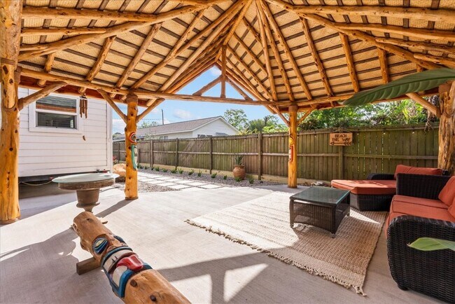 Foto del edificio - 4734 Oleander St