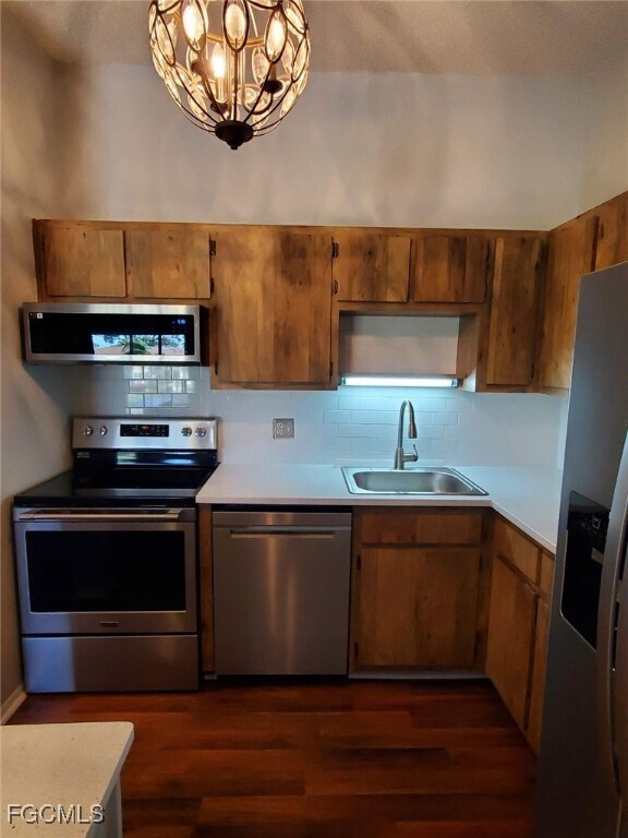 Building Photo - 5713 Foxlake Dr