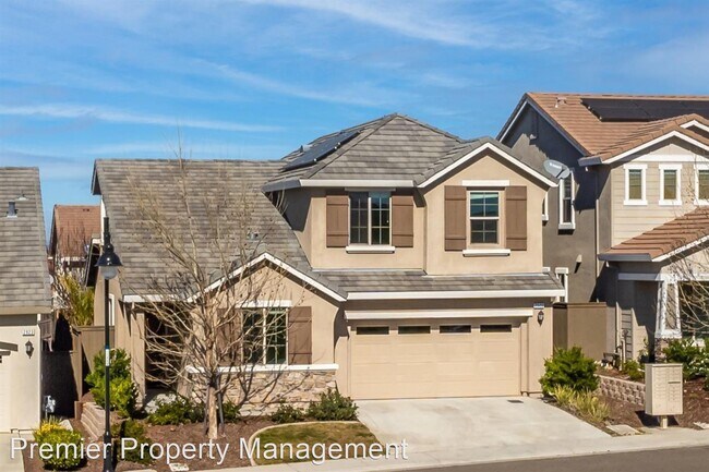 Building Photo - 4 br, 3 bath House - 2925 LAREDO DR.