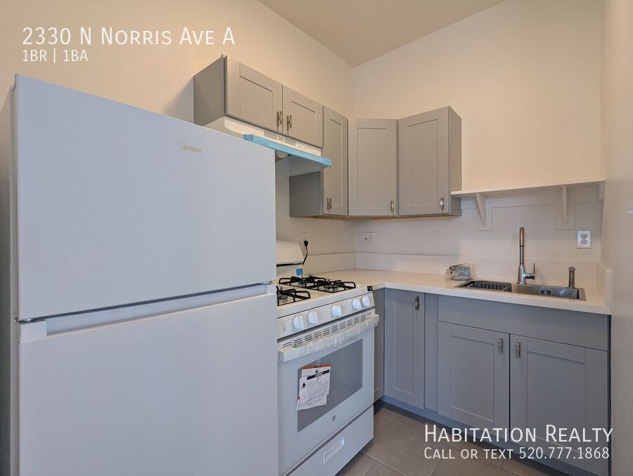 Foto principal - Remodeled Designer Touches! 1Bed/1Bath, ne...