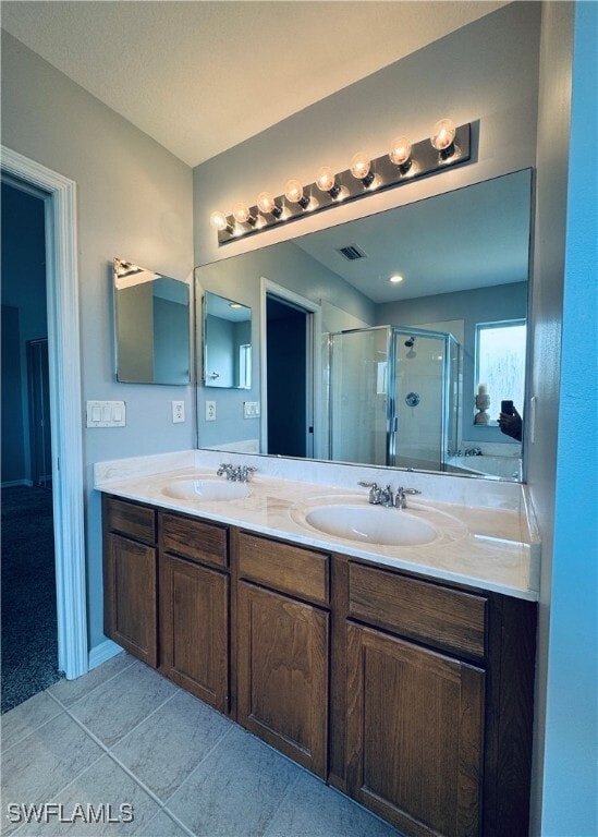 Primary Photo - 3249 Antica St