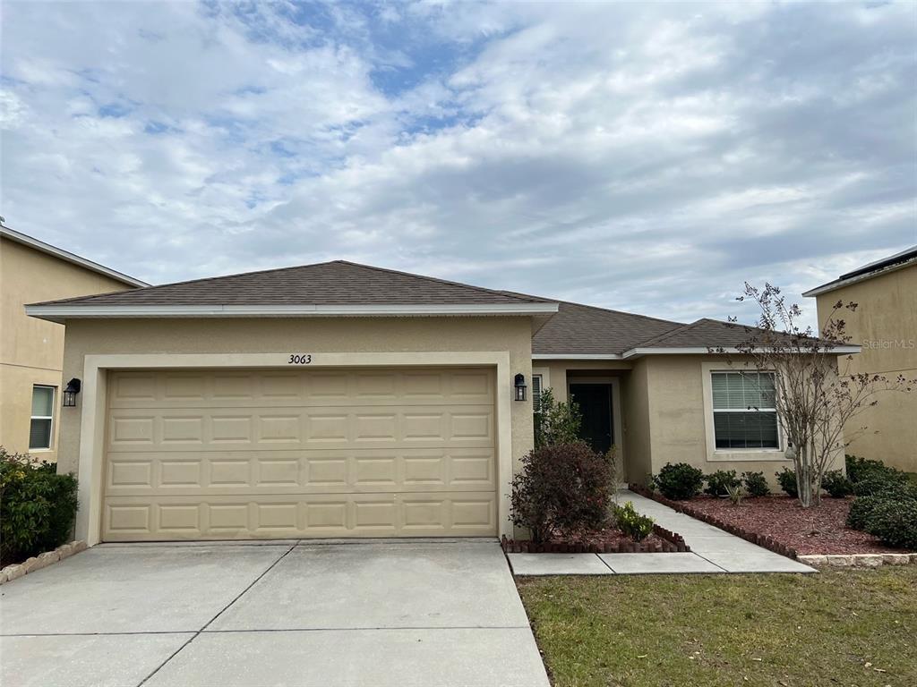 Foto principal - 3063 Patterson Groves Dr