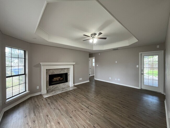 Building Photo - Award Winning Calallen School District!!