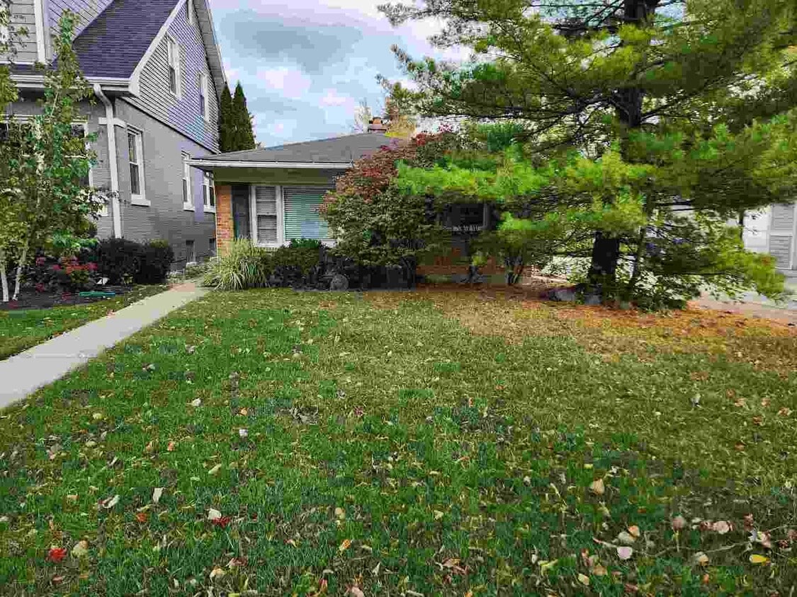 Foto principal - 1512 Gregory Ave