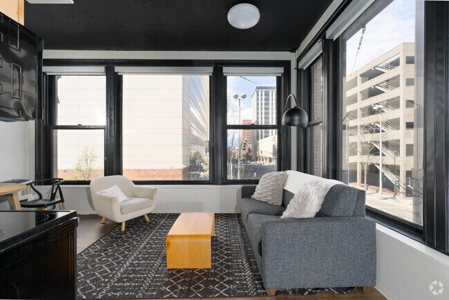 Estudio - 762SF - Sala de estar - The Marjorie