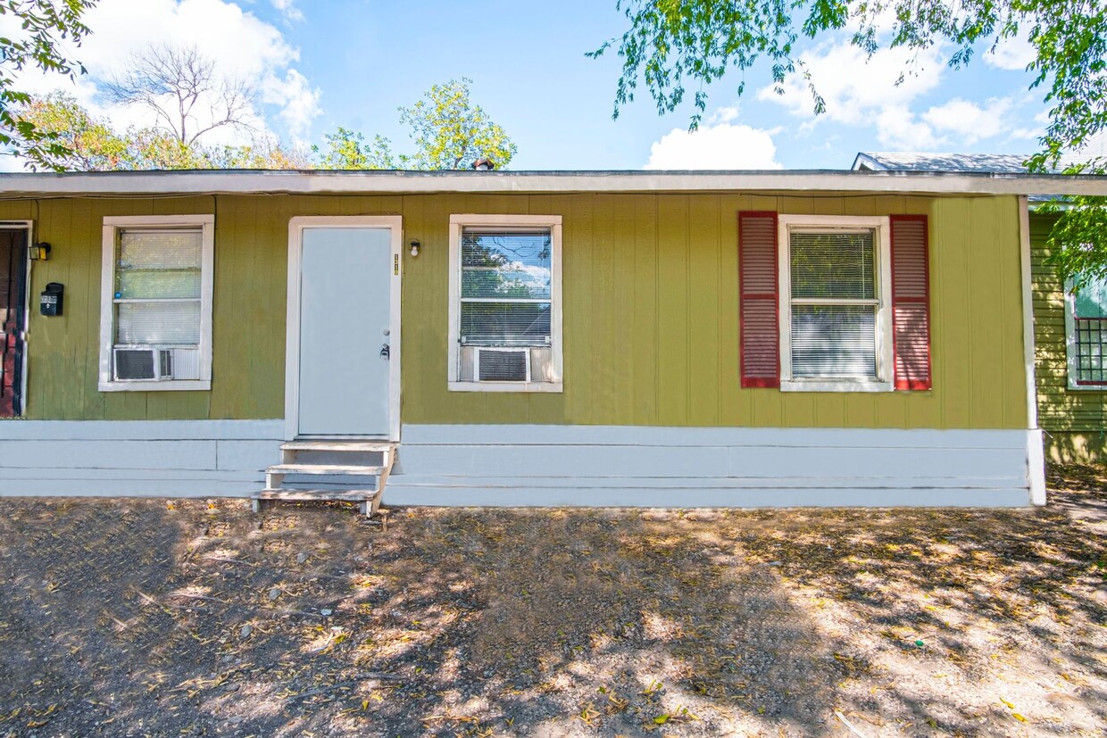 Primary Photo - 1319 Dawson St
