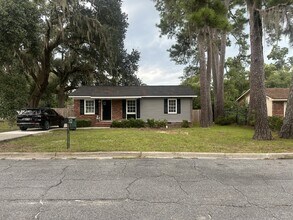 Building Photo - 1000 Nicholas Dr