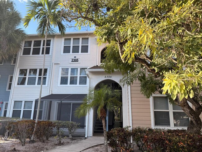 Building Photo - 2305 N Congress Ave