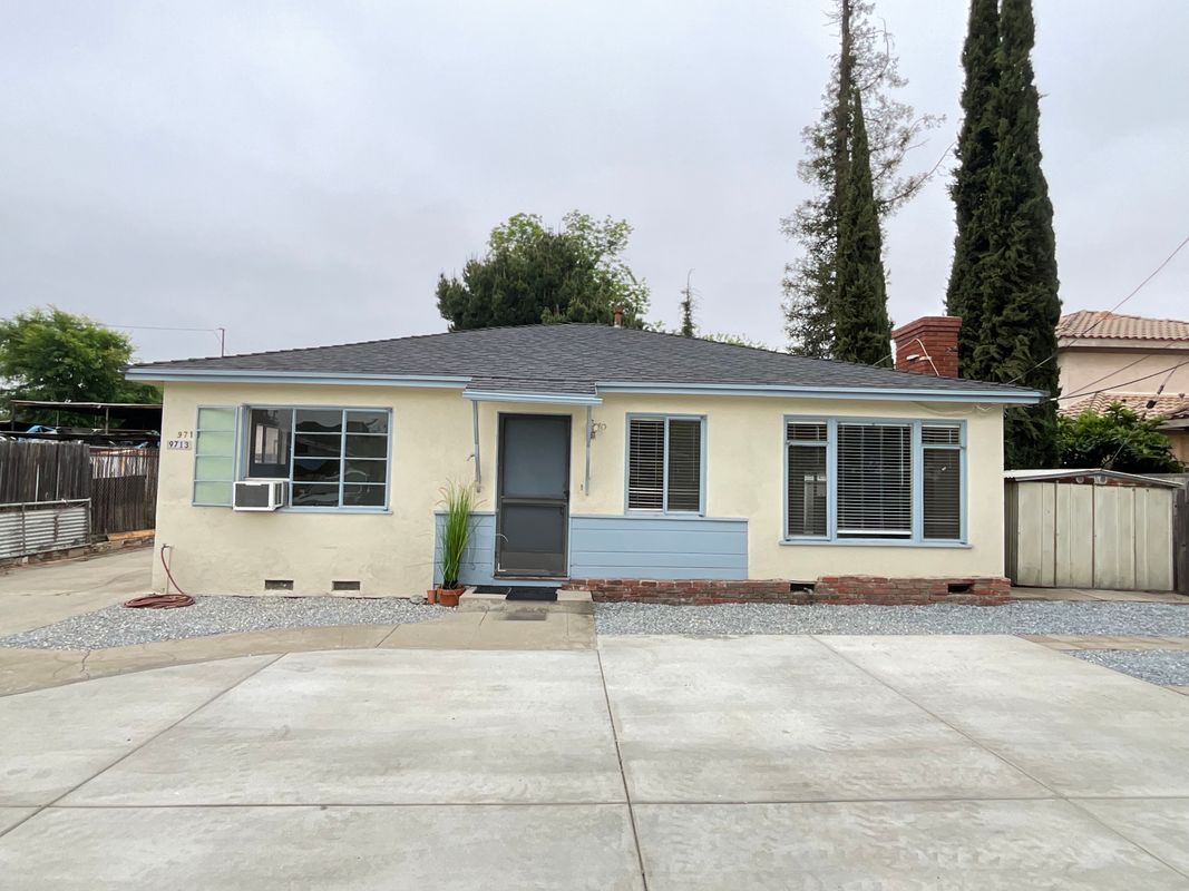 Primary Photo - 9713 Longden Ave