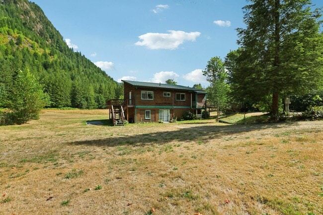 Foto del edificio - 14341 WA-530