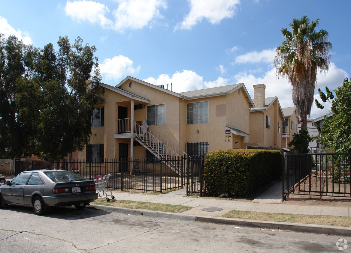 Primary Photo - 4144-4152 N 48th St