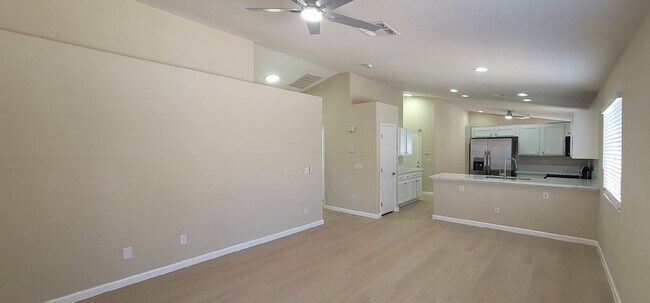 Foto del edificio - 9013 Crooked Shell Ave