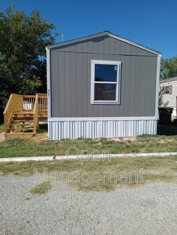 Building Photo - 2501 Martin Luther King Dr