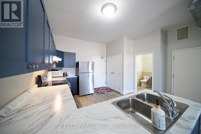 Photo du bâtiment - 150 Colborne St