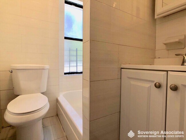 Foto del edificio - 518 W 204th St