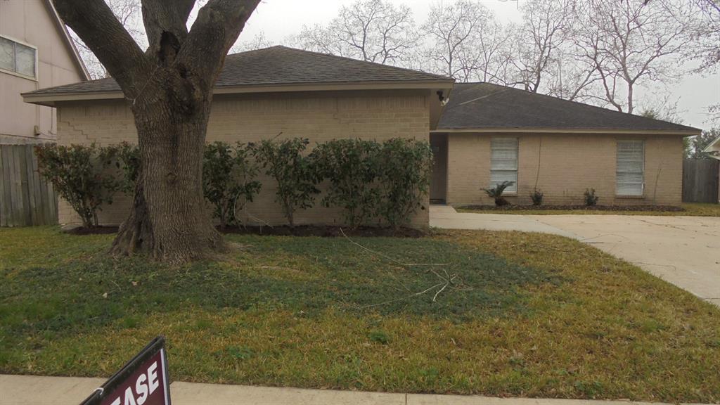 2312 Meadow Green Dr, Pearland, TX 77581 House for Rent in Pearland