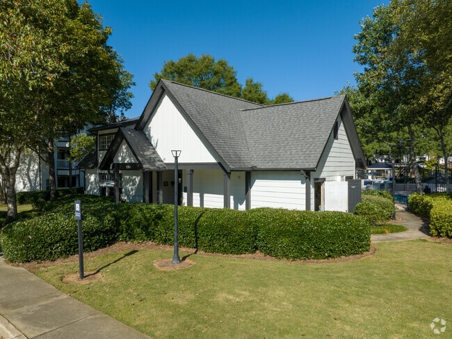 Clubhouse - Grande Oaks