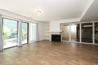 Building Photo - 14777 Wunderlich Dr