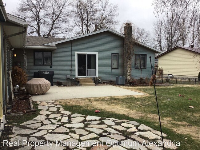 Building Photo - 4 br, 2 bath House - 804 Cardinal Ln SW