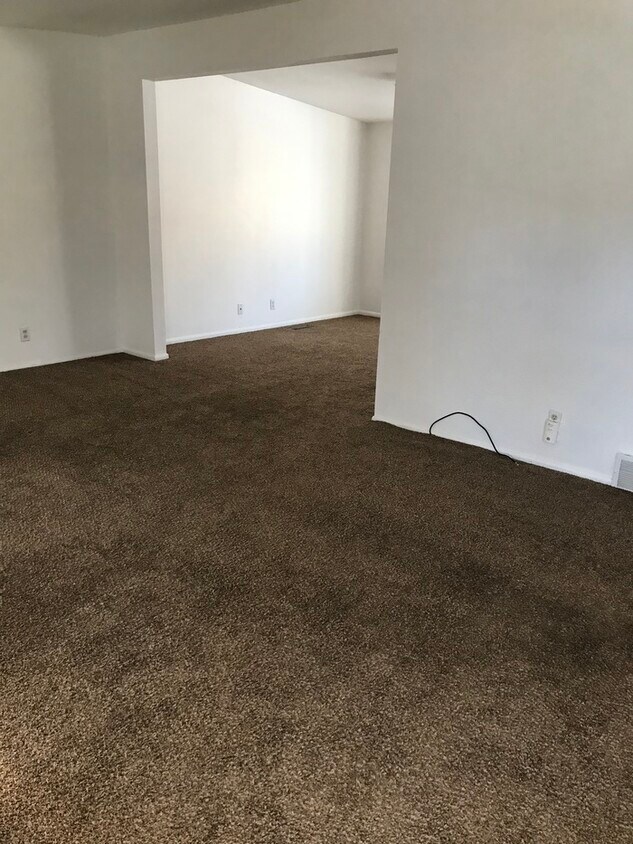 Three Bedroom House For Rent House Rental in Rock Springs, WY