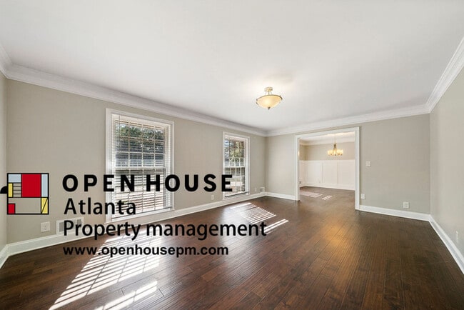 Building Photo - 3301 Hallmark Dr, Marietta