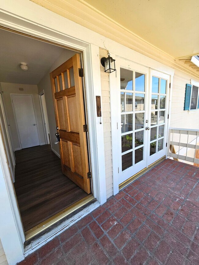 Building Photo - 3734 1/2 FALCON AVENUE