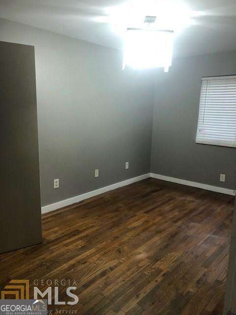 Foto del edificio - 561 Formwalt St SW