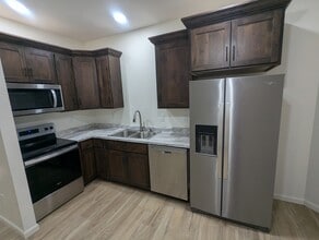 Building Photo - 119 W Washington St