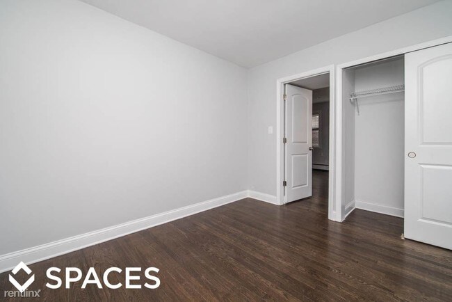 Foto del edificio - 6120 N Kenmore Ave