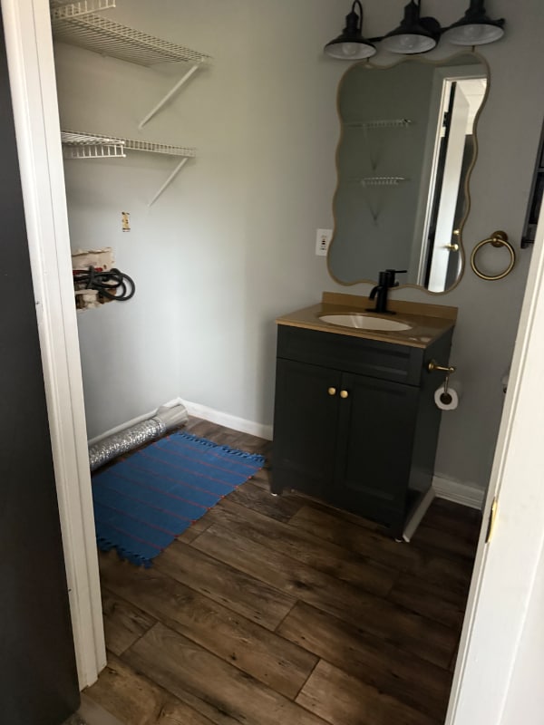 Building Photo - 614 E McKee St