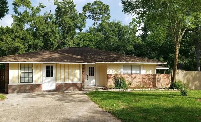 Foto principal - 323 Kingsport St